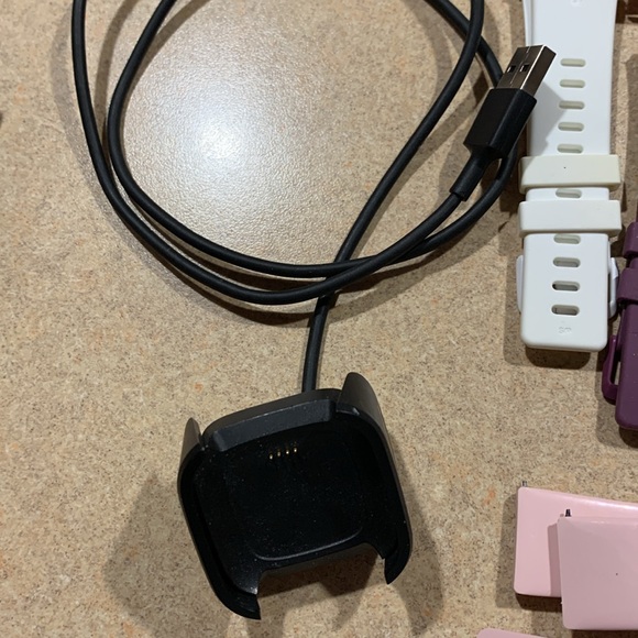 Fitbit Versa 2 charger, bands, and screen covers smartwatch - Picture 6 of 8